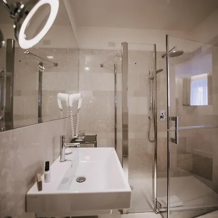 Hotel Hotel Vis A Vis