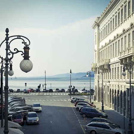 Vis A Vis Ξενοδοχείο Τεργέστη