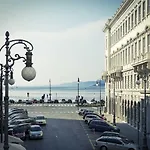 Vis A Vis Szálloda Trieszt