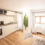 Hotel Vis A Vis Отель Триест