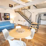 Hotel Vis à Vis 4*