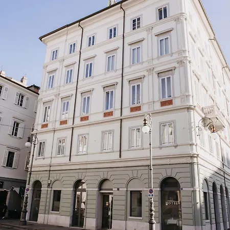 Hotel Vis A Vis Отель 4*