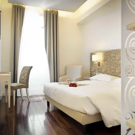 ホテル Vis A Vis トリエステ