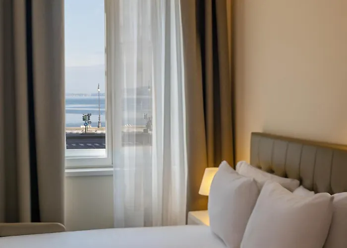 Hotel Vis à Vis Triëst