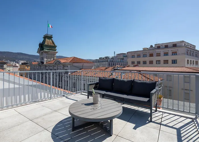 Vis à Vis Hotel Triëst