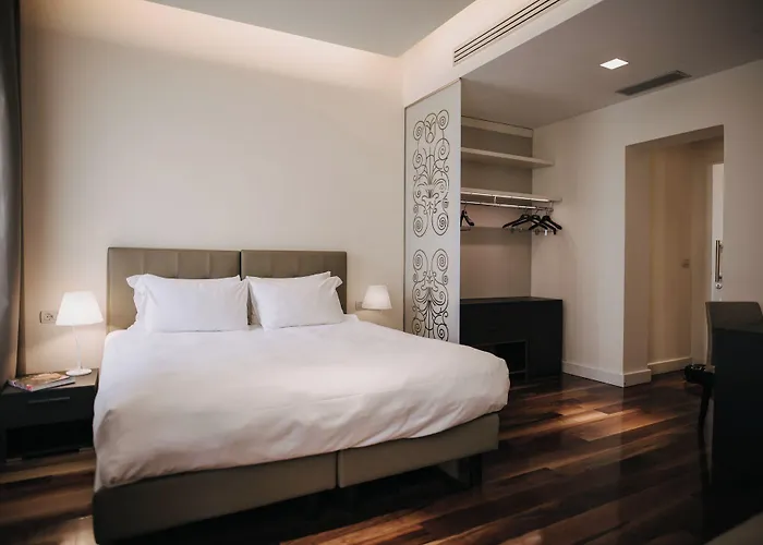 Szálloda Vis A Vis Trieszt