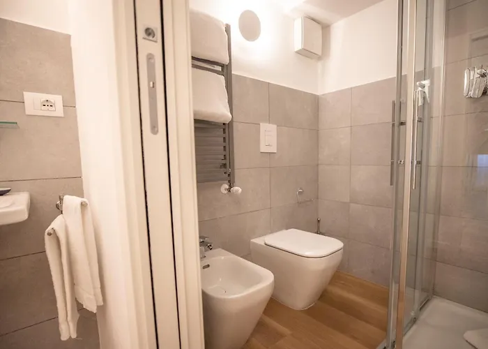 Szálloda Vis A Vis Trieszt